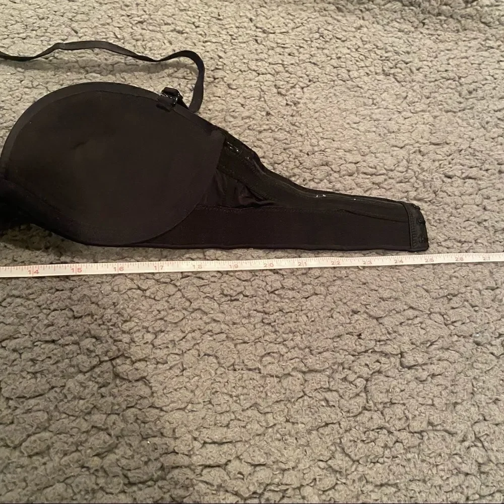 Victoria’s Secret Black Bikini Top Sz 32A Top Only Woman’s